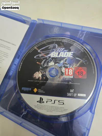 ps5 game - stellar blade physical disk 2