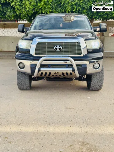 Toyota Tundra SR5 3