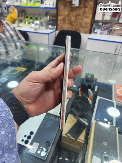 سامسونج s23 ultra 256GB بحالة ممتازة بسعر مميز جدا 4