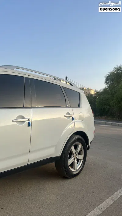 ميتسوبيشي اوتلاندر Sport 3