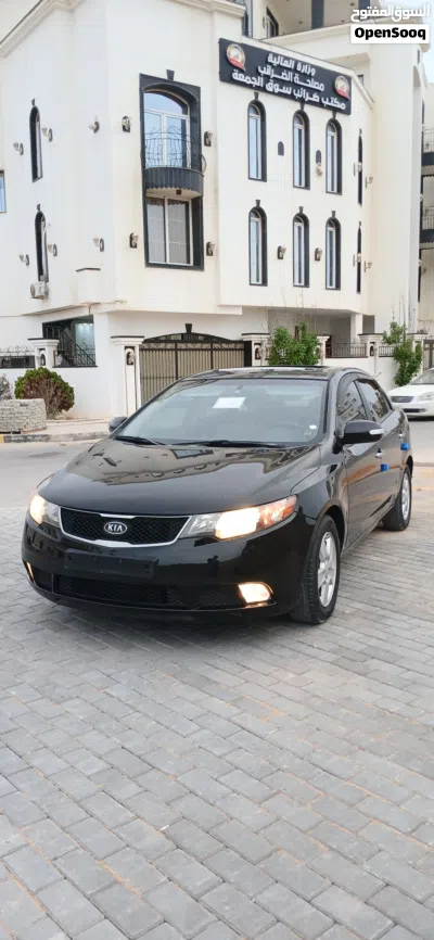 Kia Forte GT 3