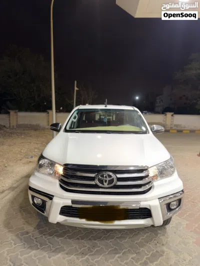 Toyota Hilux SR5 2