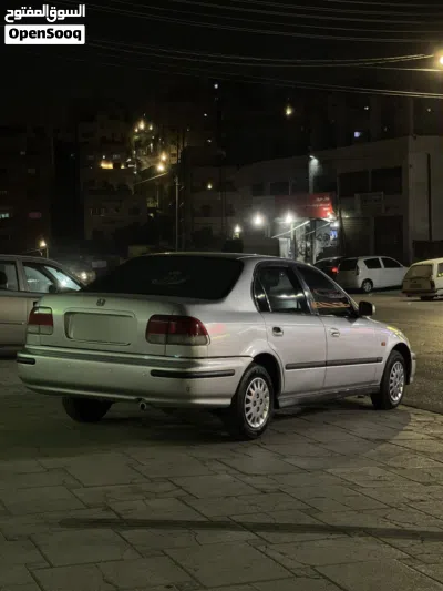 Honda Civic VTi 3