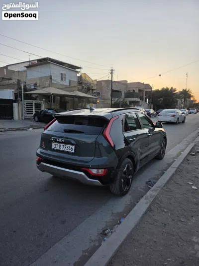 Kia Niro EX Touring 3