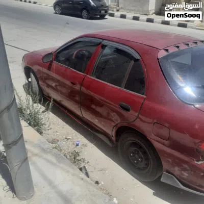 Hyundai Accent GL 3