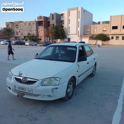 Hyundai Verna EX 2