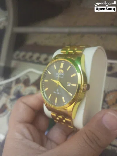 ساعه اسطوريه تنباع ب 125,000 بس عندي تنباع ب 100,000 بس 3