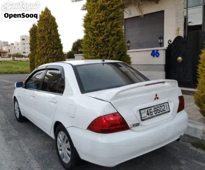 Mitsubishi Lancer Standard 4
