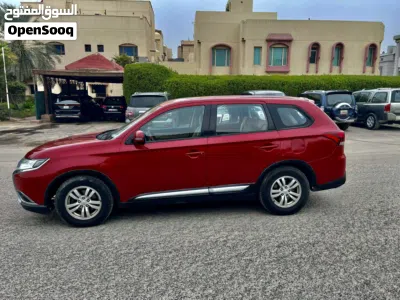 Mitsubishi Outlander Standard 4