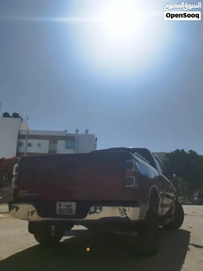 Toyota Tundra SR5 4