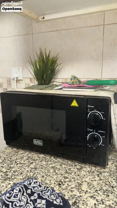 Microwave Black+Decker good working condition 3