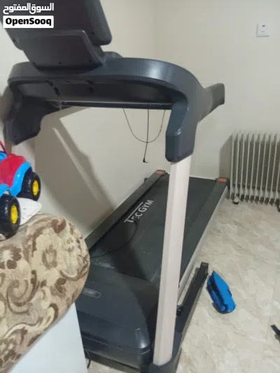 سير ماشي (تيك جيم ) يتحمل الوزن 150 كيلو استعمال نظيف اي استفسار بنغازي 4