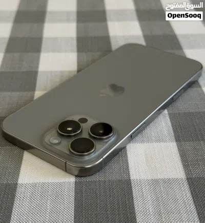 Iphone 15 pro max 256GB natural titanium used good condition 4