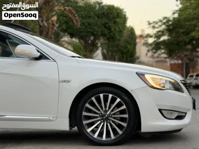 Kia Cadenza Limited 2