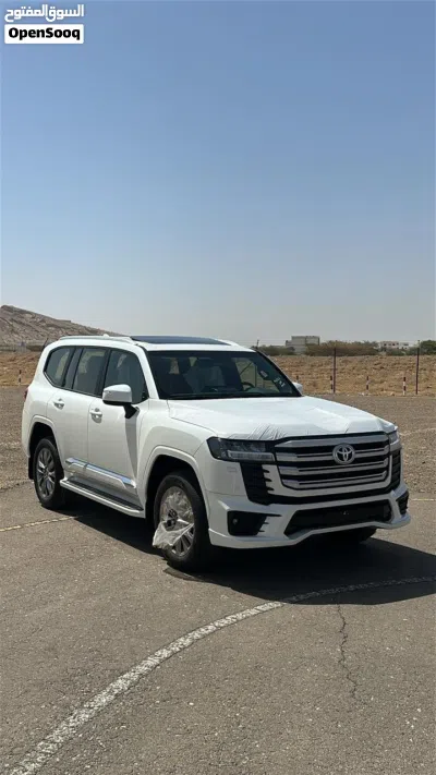 تويوتا لاند كروزر GXR 2