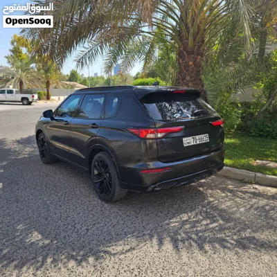 Mitsubishi Outlander Sport 2