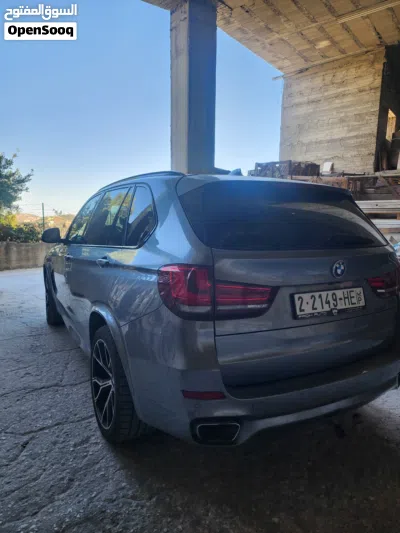 بي ام دبليو الفئة X5 Standard 2