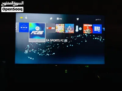 بيلاستيشن 4 سلم 500 قيقا مهكر 9.00 بحاله ممتازه معه ثلاثة ذرعان و جميع ملاحقته سعر قابل للنقاش 4