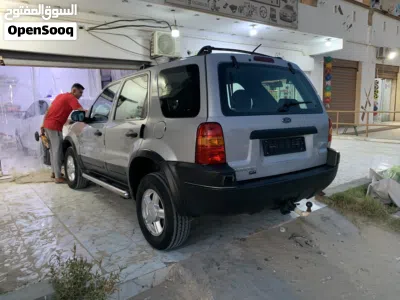Ford Maverick XL 3
