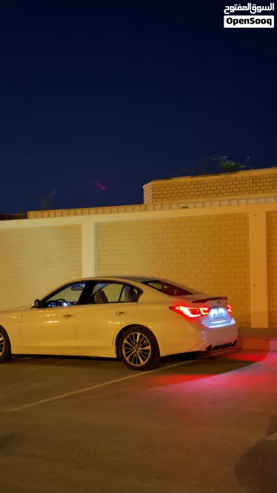 Infiniti Q50 Luxe 4