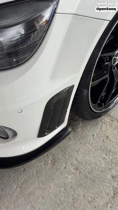 Mercedes Benz C-Class C 63 AMG 3