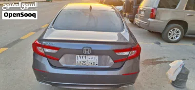 هوندا اكورد LX 4