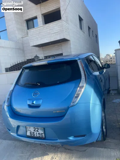 Nissan Leaf SV 2