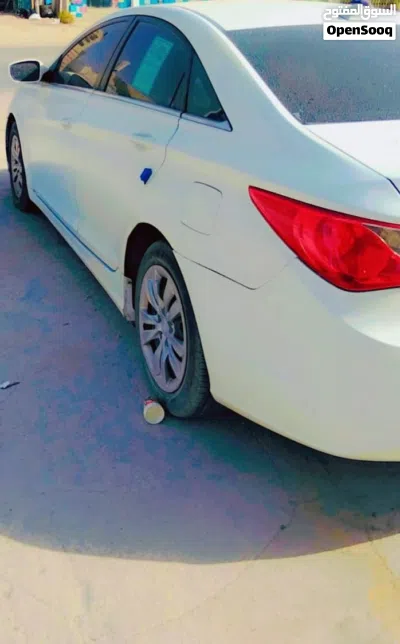 Hyundai Sonata SE 2
