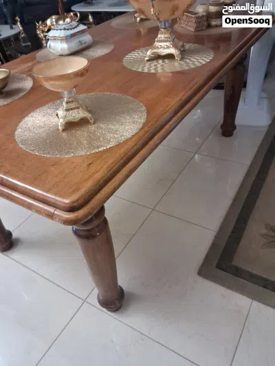 طاوله سفره خشب زان بحاله ممتازه وبسعر مغري 4