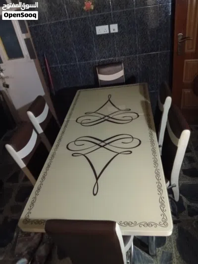 ميز طعام زجاجي 2
