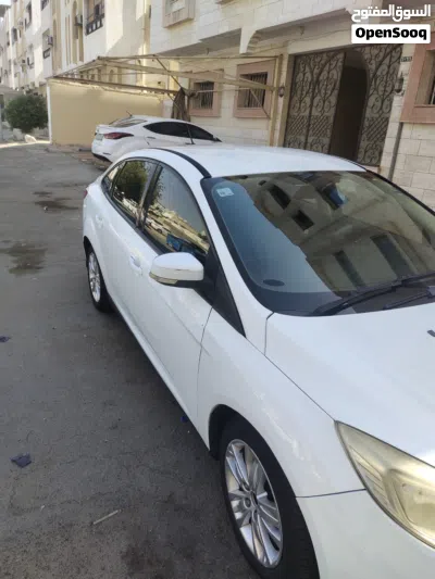 فورد فوكس Ambiente 4
