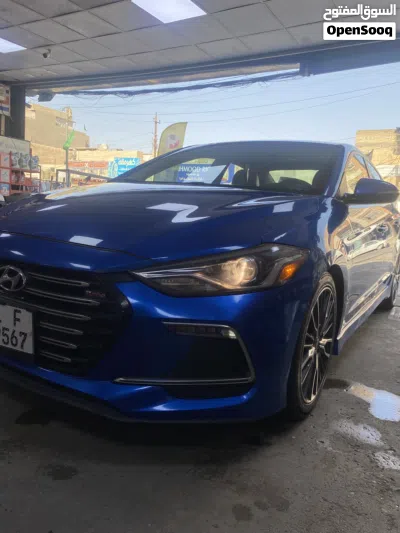 Hyundai Elantra Sport 3