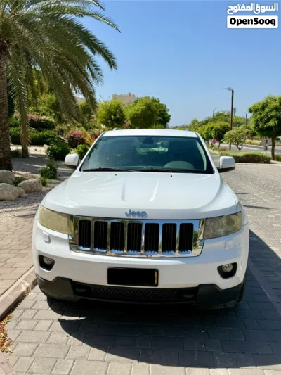 جيب جراند شيروكى Laredo 3
