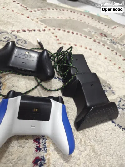 استخدام خفيف مع بطاريات وقاعدة شحنXbox series x light use 3