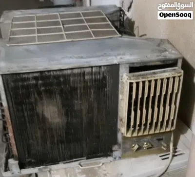 GENERAL 2 TON WINDO AC perfectly working child no any repairs just don’t have front grill 3