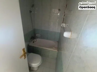 لقطة بالنعيمية استوديو خلف السفير مول شامل نت وفواتير 2400 فقط � 2