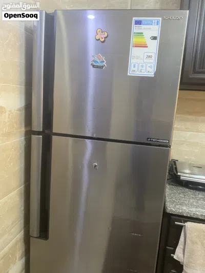 ثلاجة شارب مستعمل للبيع 2