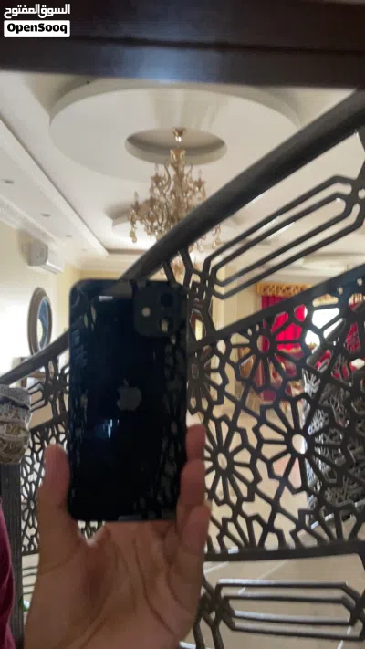 ايفون12عادي للبيع او للبدل بشي مناسب او مع الزياده 3