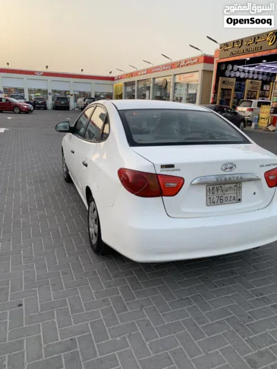 Hyundai Elantra GL 3