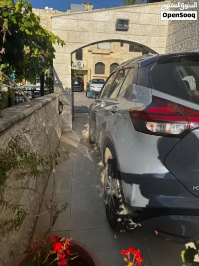 Nissan Kicks SL 4