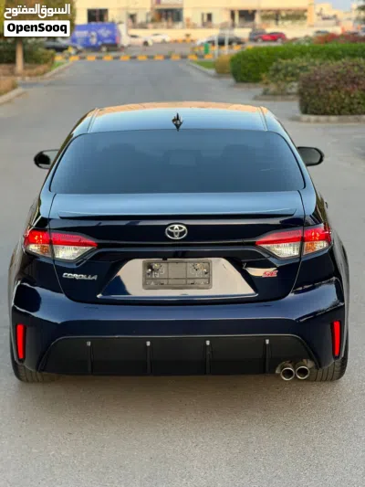 Toyota Corolla SE 3