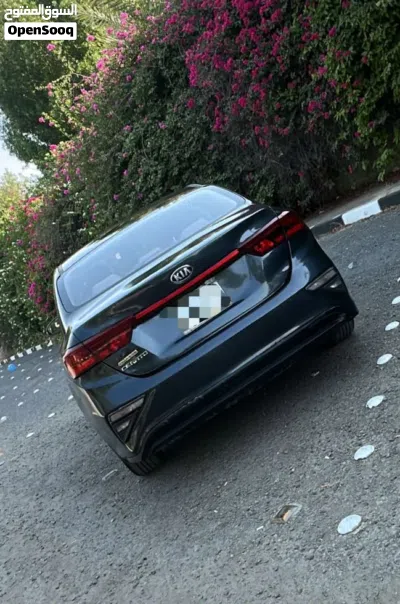 Kia Cerato Standard 2