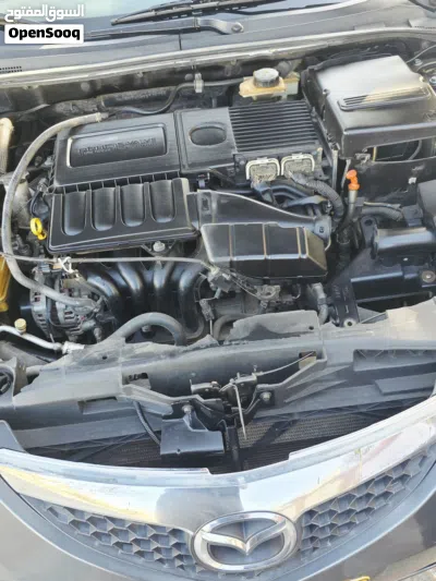 Mazda 3 Standard 2