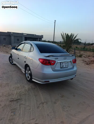 Hyundai Elantra GL MID 2