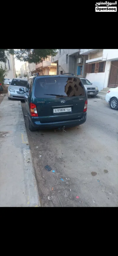 Hyundai Trajet 3