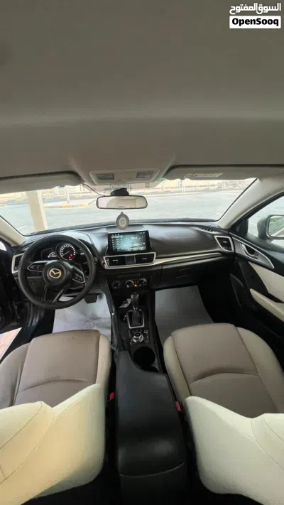 Mazda 3 Standard 4