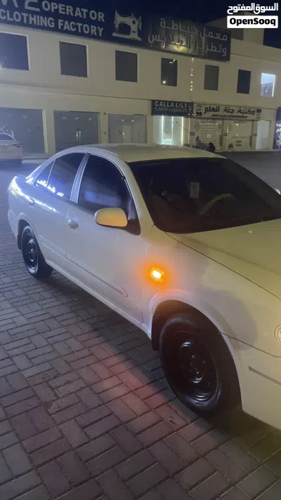 Nissan Sunny S 4