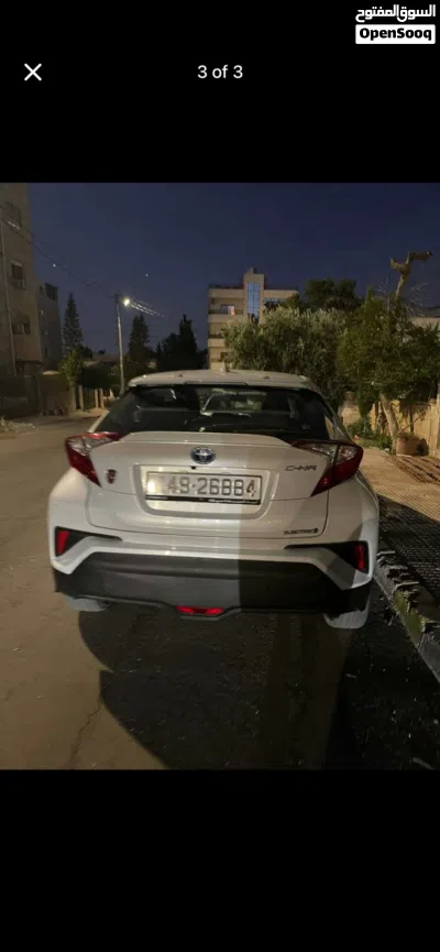 Toyota C-HR Standard 4