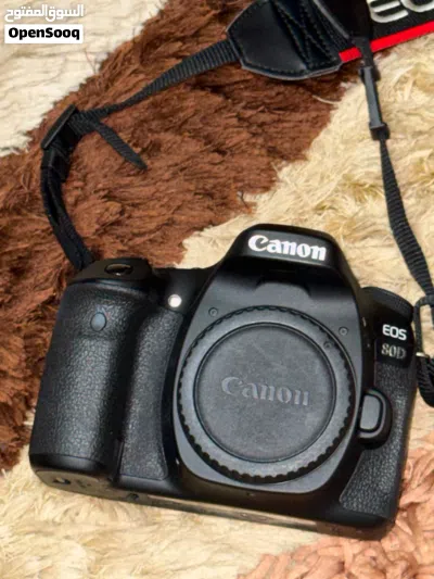 Canon EOS 80D Body 2