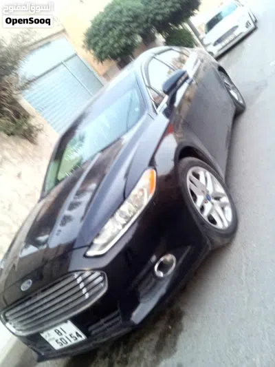 Ford Fusion SE 2